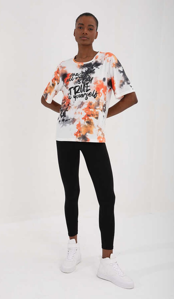 Kadın Beyaz Bisiklet Yaka T-Shirt