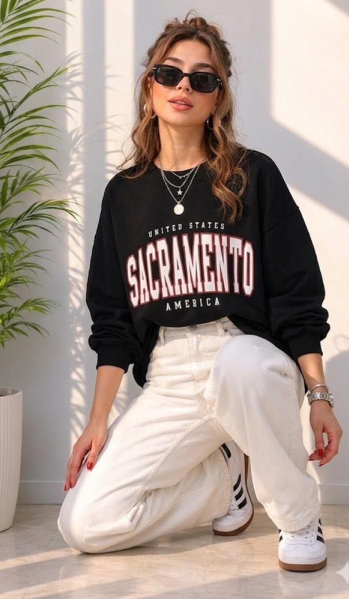 Kadın Siyah Bisiklet Yaka Sweatshirt Kadın Siyah Bisiklet Yaka Sweatshirt