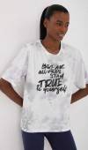Kadın Beyaz Bisiklet Yaka T-Shirt