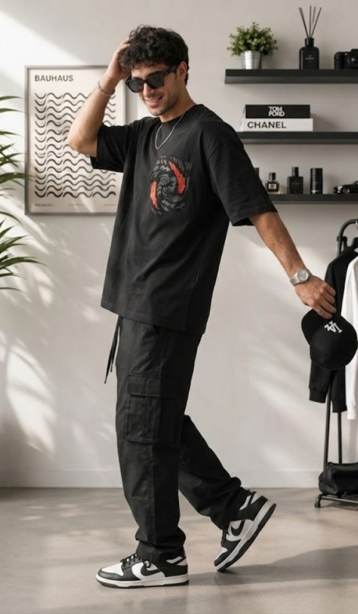 Erkek Siyah Sırt Baskılı Oversize T-Shirt Erkek Siyah Sırt Baskılı Oversize T-Shirt