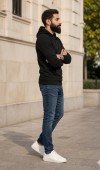 Erkek Siyah Kapşonlu Sweatshirt