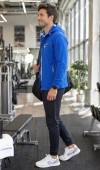 Erkek Mavi Kapşonlu Sweatshirt Erkek Mavi Kapşonlu Sweatshirt