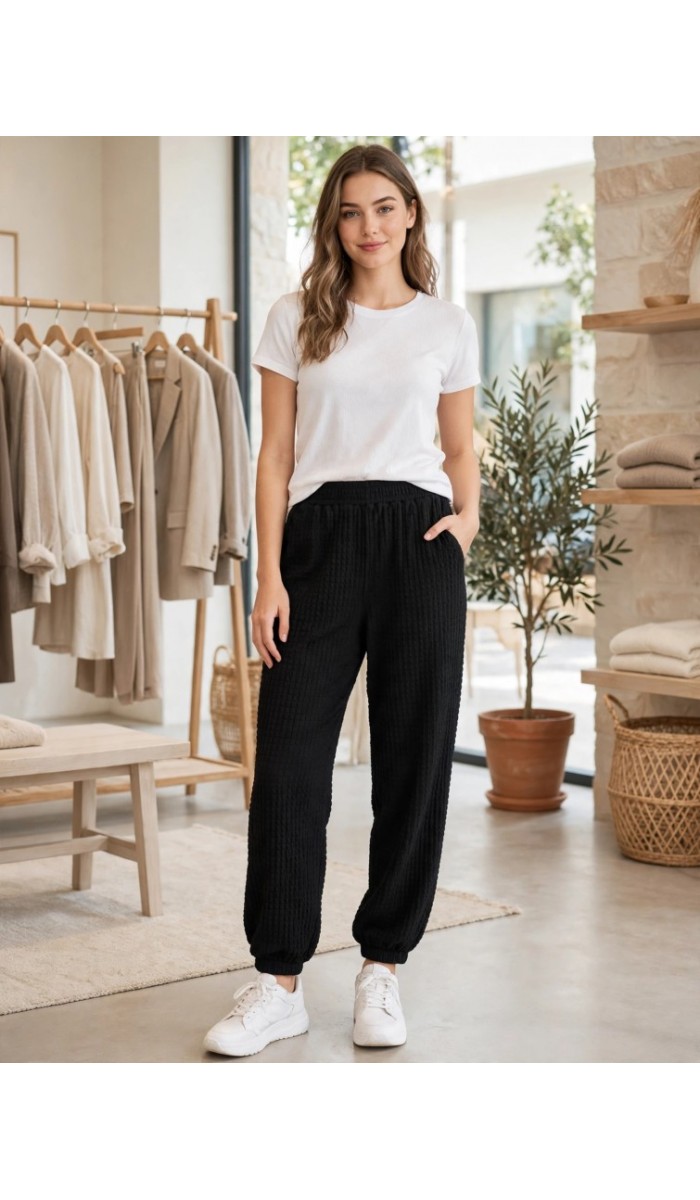 Kadın Siyah Dokulu Desenli Jogger Pantolon